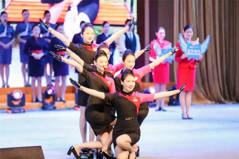 325c5b99789983017ab5f80fa7d610ed.jpg